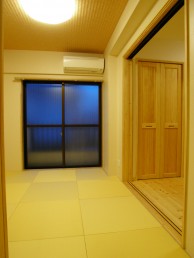 パイン素材を使った全面リフォーム